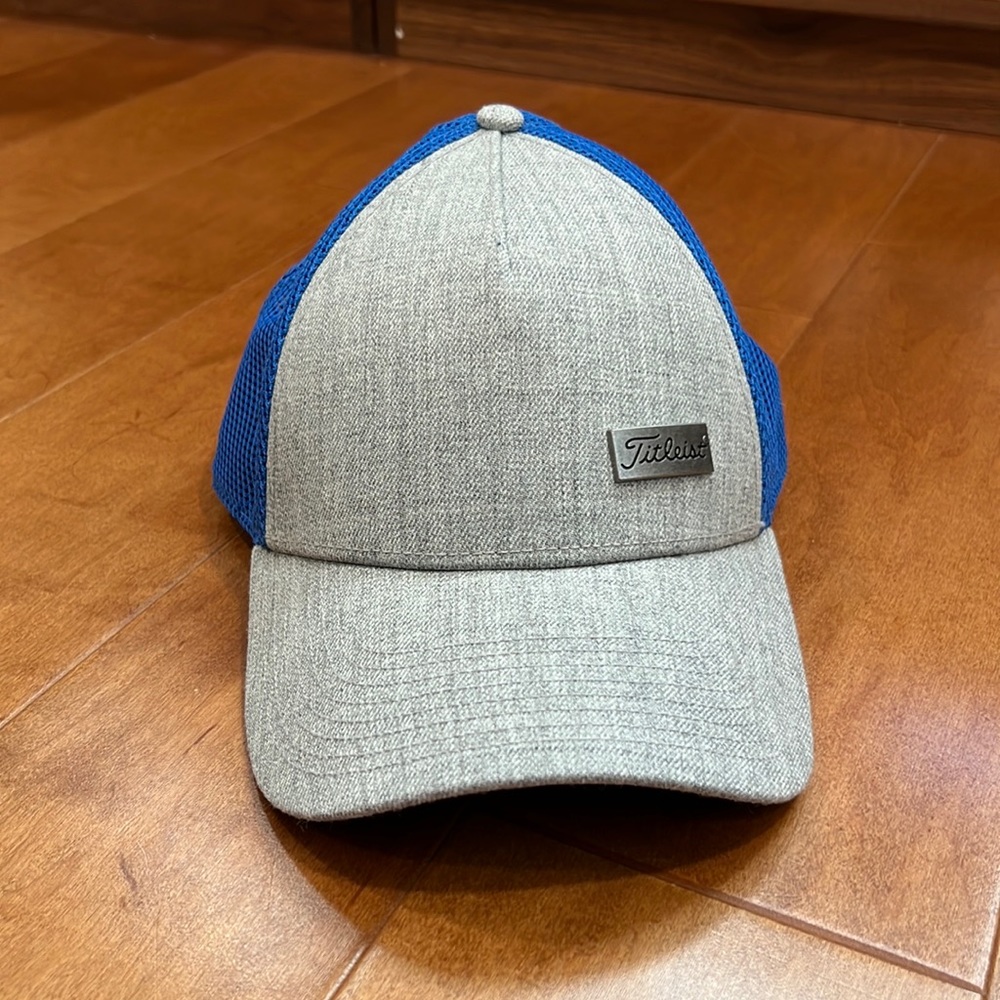 Titleist Golf Mens Snapback Gray & Blue Mesh Hat